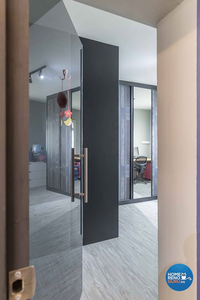 4 room HDB interior design, mirror glass door